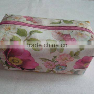 stylish rose pattern cosmetic gift bag