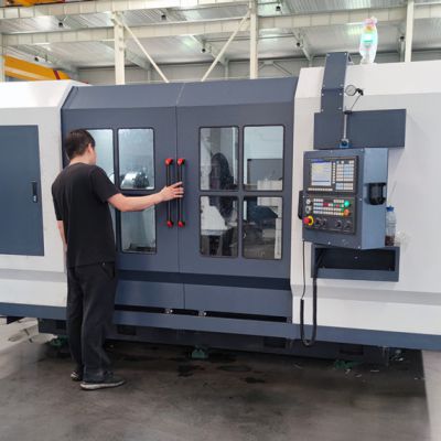 CNC screw milling machine Five axis linkage vacuum pump screw milling machine Various milling machines can be customized according to needs