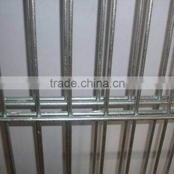 High quality twin wire fence hot dipped galvanized 656 wire fencing and accesorries welded metal fence