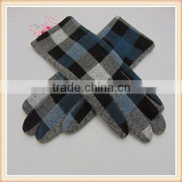 Great Checkered Handmade Touch Screen Bicycle Ladies Gloves