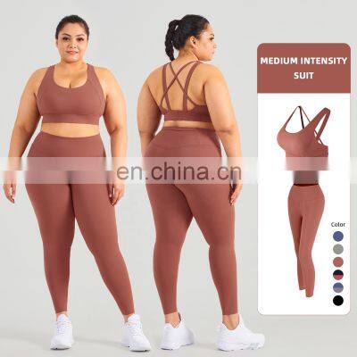 Tik Tok Women Plus Size Outlet Sports Wear Sexy Sport Adjustable Bra Gym Fitness Set