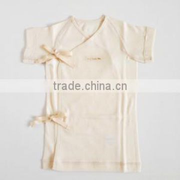 Various kinds of organic cotton baby clothing made in Japan