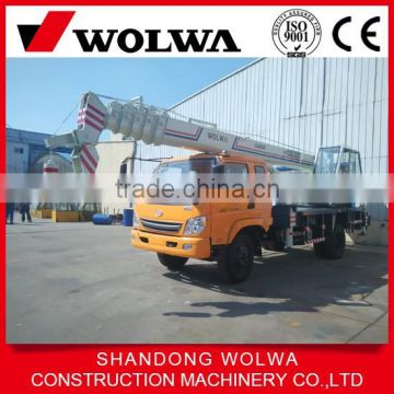 small mobile crane mounted on truck with cheap price