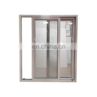 Aluminum alloy sliding doors seal the balcony and the kitchen