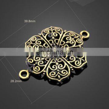 wholesale hollowed-out flower arrangement alloy t pendant bag accessories