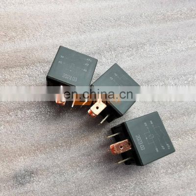China Heavy Truck C7h/T7h/T5g Sinotruk Sitrak Electric System Truck Spare Parts WG9716582301+010/1 40a Duplex Relay