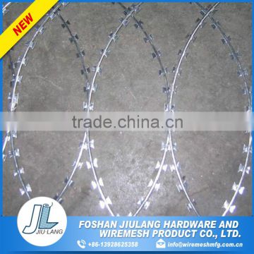 high in strength eco friendly galvanized barbed wire anping haotong wire mesh