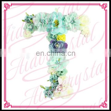 Aidocrystal Hot sale artificial colorful rose silk flower letter T for indoor decoration