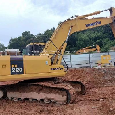 Cheap and fine used Komatsu PC220 excavators for sale