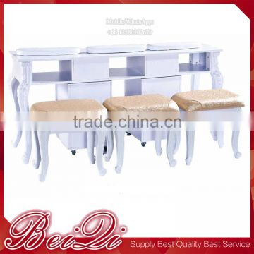 Three Nail Table with Three Chairs Set Salon Equipment