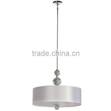 3 light chandelier(Lustre/La arana) in chrome finish with pristine white fabric shade