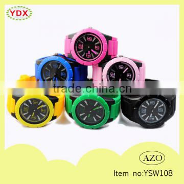 2015 New products water resistant durable silicone man watches