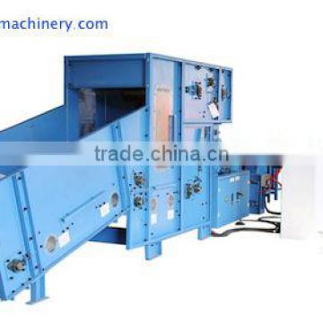 Polyester fiber carding and blowing machine
