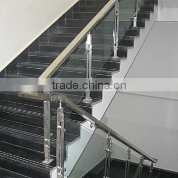 Stair glass railing with double flat bar post and Clear Laminated Glass YK9003