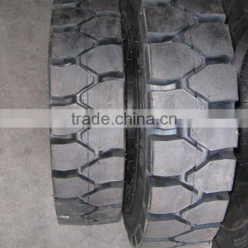 Industrial Tire 650-10 700-12 825-15 Deep Tread Forklift Tyre
