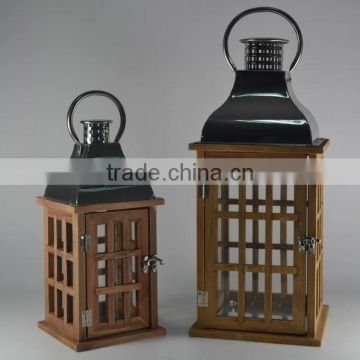 Simple original color wooden lantern