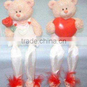 Polyresin Valentine's day bear w/fabric legs