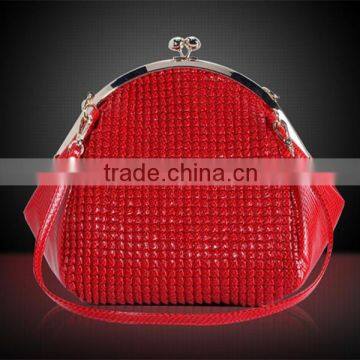 red color chain clip handbag cosmetic bag