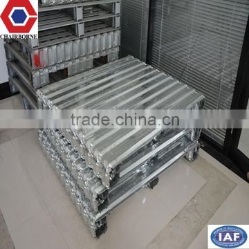 Full deck of corrugated sheet metal material stackable forklift pallets