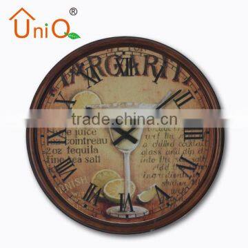 P1301 simple round plastic wall clock