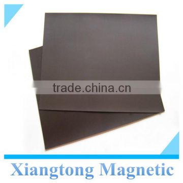 Manufacturer of Soft Rubber Magnet Sheet Flat Soft Magnet Sheet