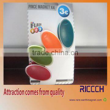 plastic rare earth strong magnetic clip hot sale