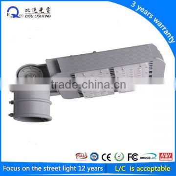Hot-selling 60W-180W outdoor led street light from Shenzhen factory with 3-5 years warranty