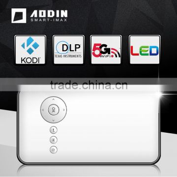 2015 China Best Selling Good Quality Smart Pico Projector Wifi DLP Led Mini Pocket Projector