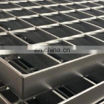 serrated galvanized steel grate for walkway metal grating and driveway drainage and metal wall grille