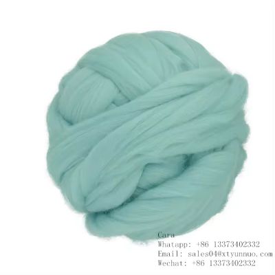 Wholesale Dyed Merino Wool Roving / Superfine 23 Micron Super Chunky Yarn