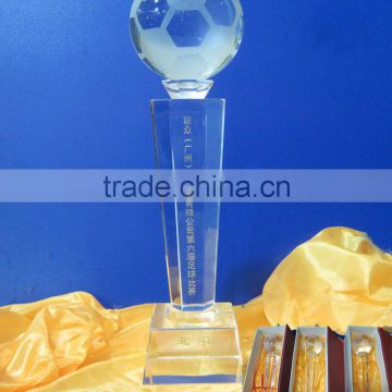 New Design K9 Crystal Natural Crystal Football Trophy