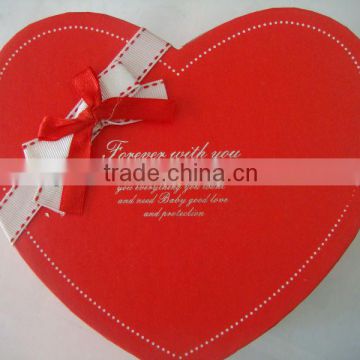 heart shaped chocolate box, wrapping heart shaped box