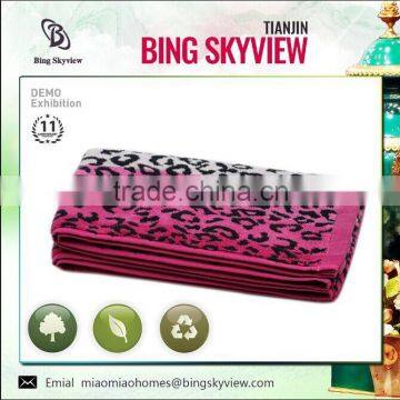 100% Cotton pink leopard sports towel