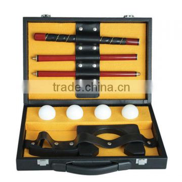 golf ball set in sports & Entertainment with leather box
