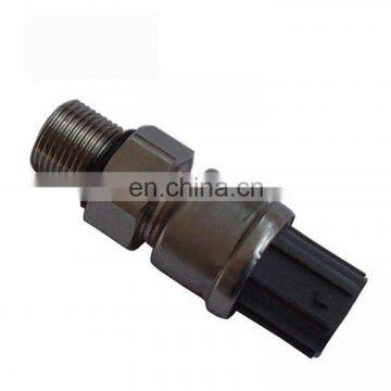 Engine Parts Low Pressure Sensor LC52S00019P1 YW52S00002P1 for SK200-6 SK200-8