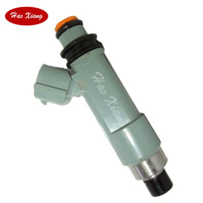Good Quality Fuel Injector/Nozzle 297500-0540/15710-64J00