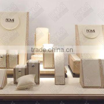 newest jewelry table display props grain leather / suede jewellery display set