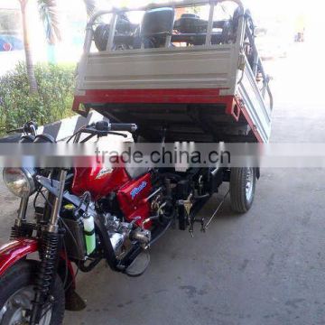 Cargo three wheel motorcycle with hydraulic tipper