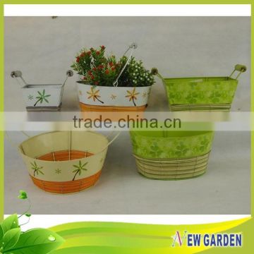 Functional Low Price Excellent Design Rattan And Metal Flower Pots Plastic Liners