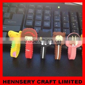 customized shape and logo soft pvc rubber cheap silicone earphone cable winder