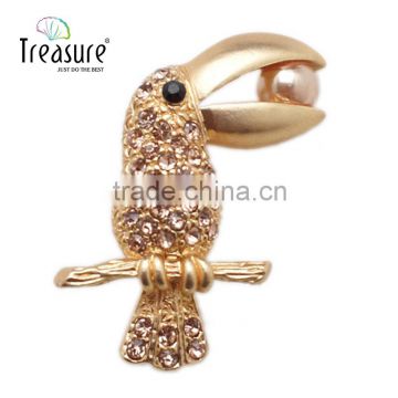 Gemstone jewelry parrot alloy golden with little rhinestone brooch jewelry