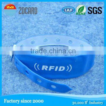 Logo printed adjustable 125khz lf rfid pvc wristband