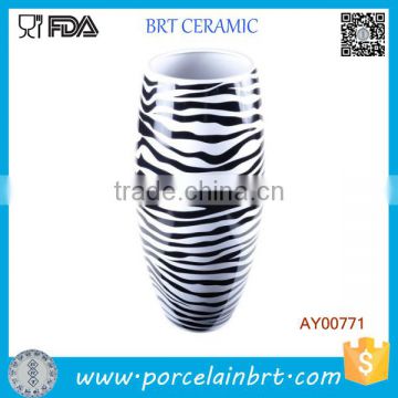 Black white color ceramic zebra vase