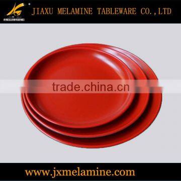 melamine ware red and black color round dish
