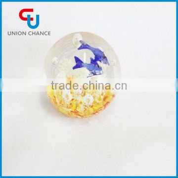 Small Size Crystal Balls With Dolphin For Children Use