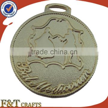 Cheap gold plated wedding souvenir custom medal maker