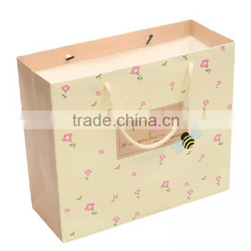High quality beautiful custom cute bee pattern gift packaging bag
