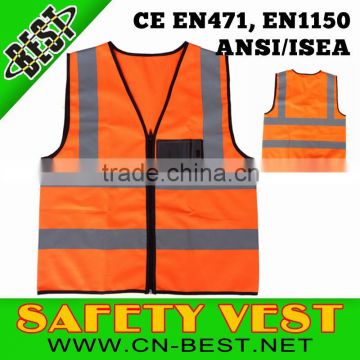 2014 News OEM 100% polyester high quality reflective vest with ID pouch &zipper closure
