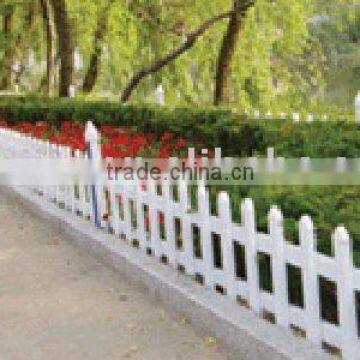 PVC guardrail for Lawn