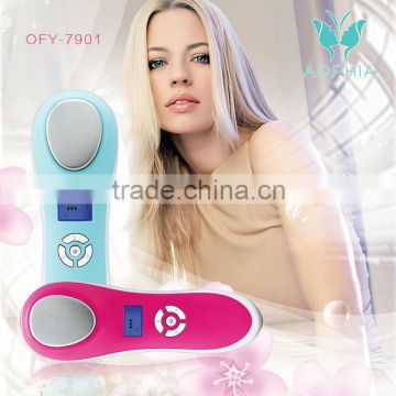 Galvanic and ultrasonic facial massager, skin rejuvenation with built-in battery